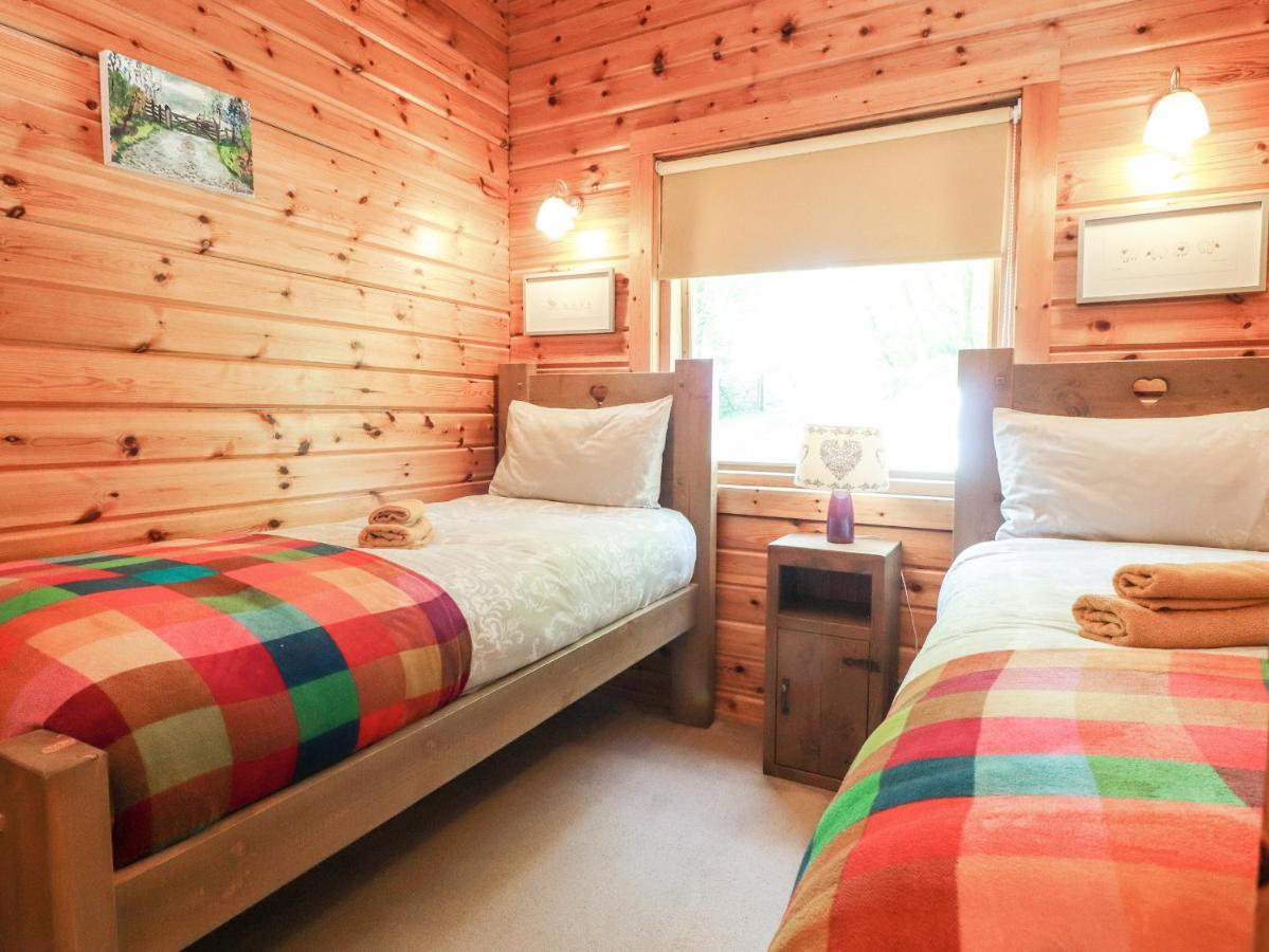 Gisburn Forest Lodge Skipton Extérieur photo
