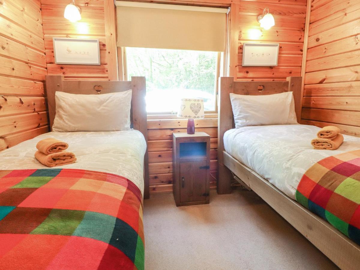 Gisburn Forest Lodge Skipton Extérieur photo